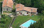 farm house in tuscany with restaurant